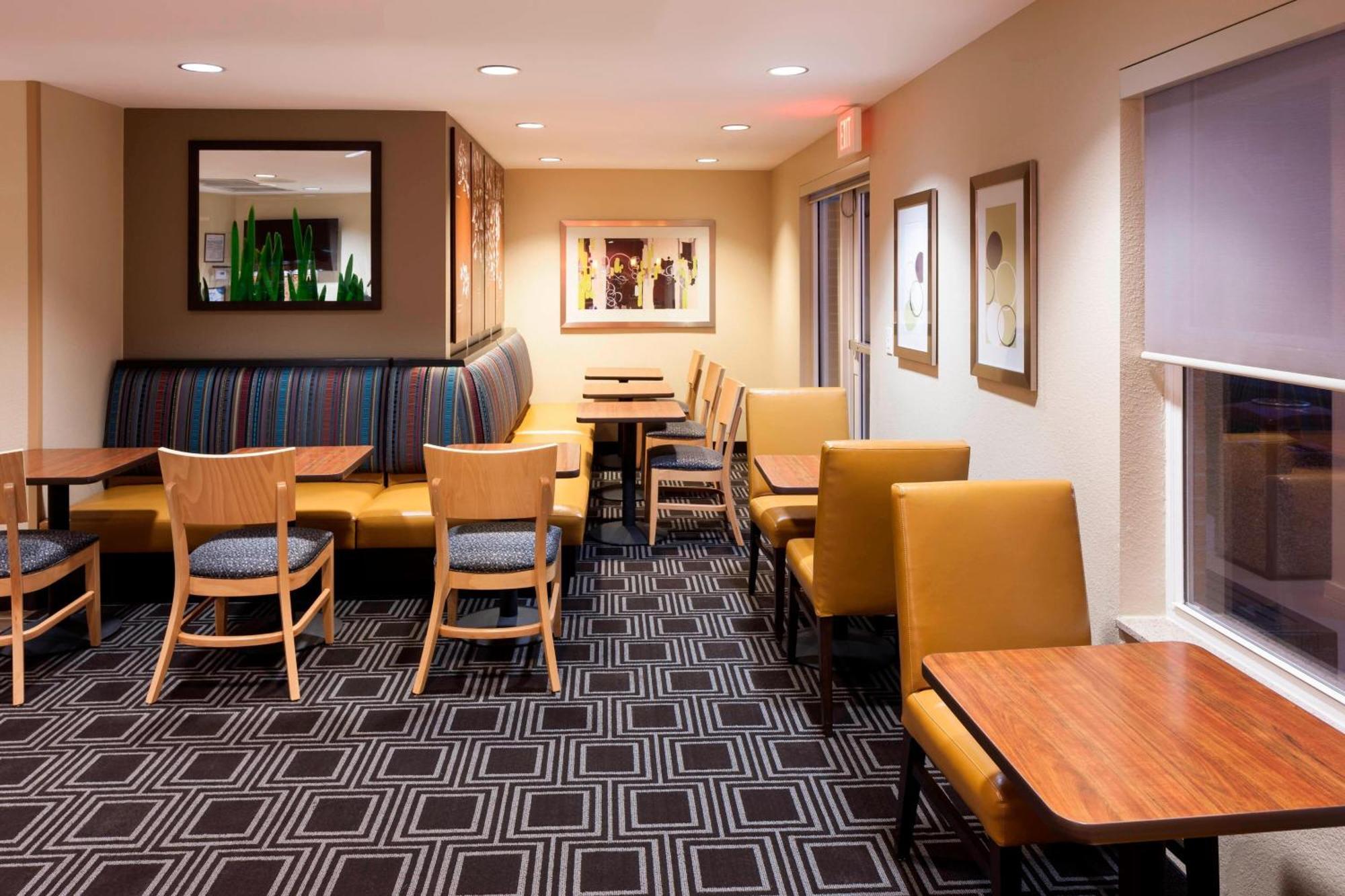 Towneplace Suites Columbus Ngoại thất bức ảnh